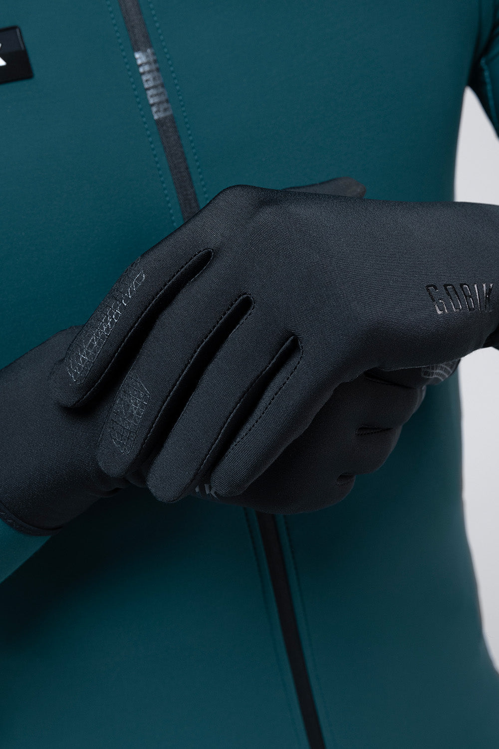 GUANTES FINDER 2.0 UNISEX TRUE BLACK