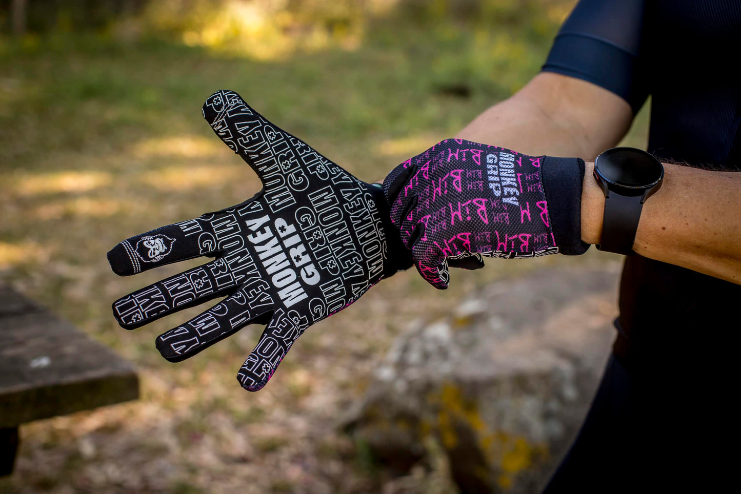Monkey Grip Summer Black