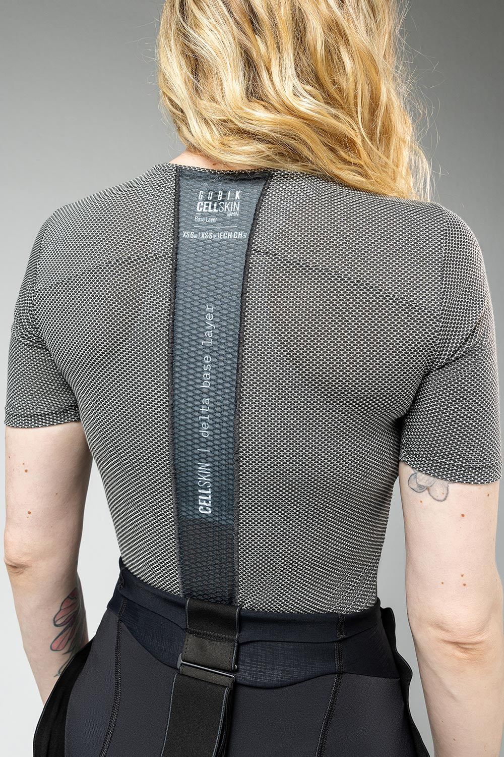 CAMISETA INTERIOR MANGA CORTA CELL SKIN MUJER GREYBLACK