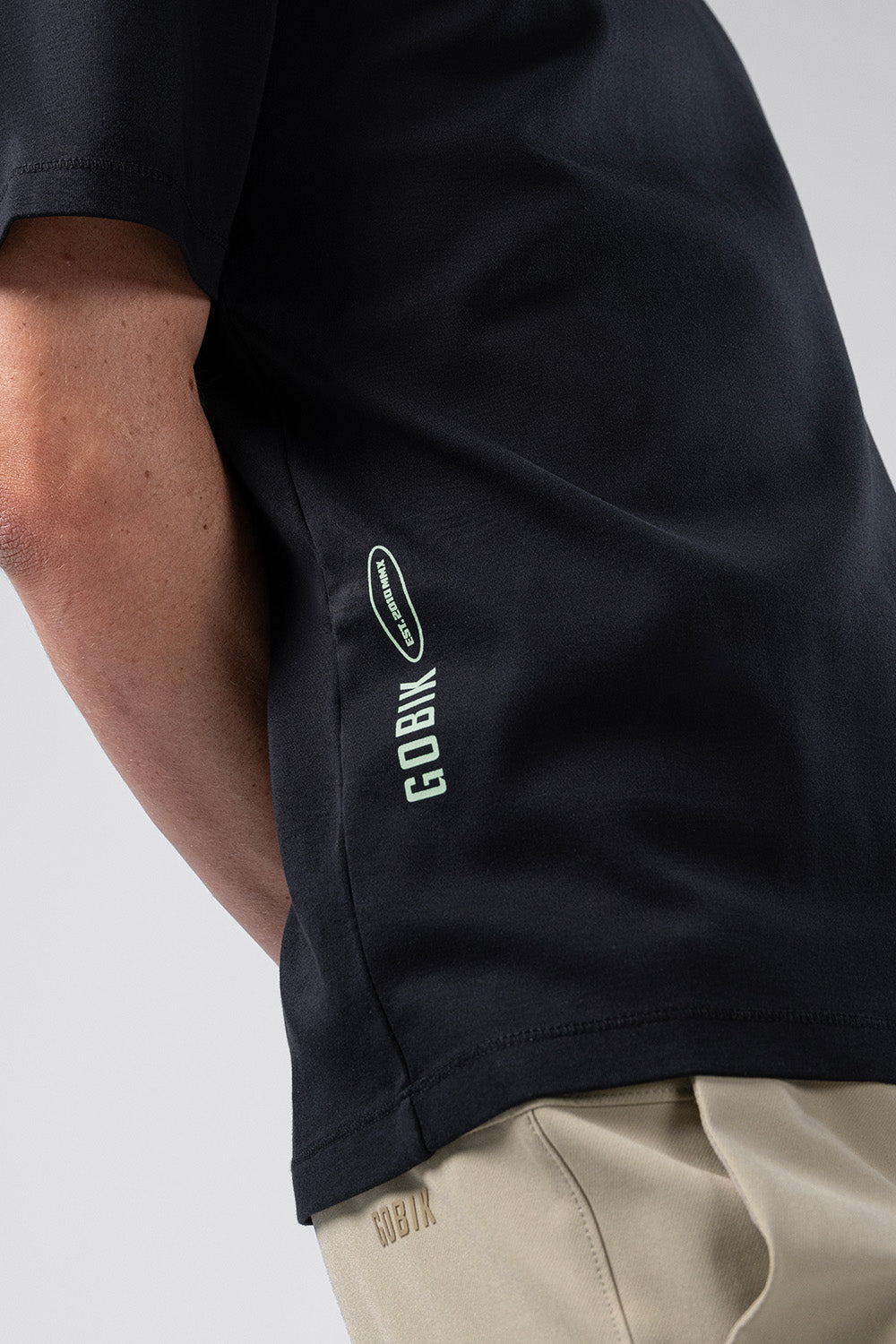 CAMISETA CASUAL OVER RIDE UNISEX BLACK