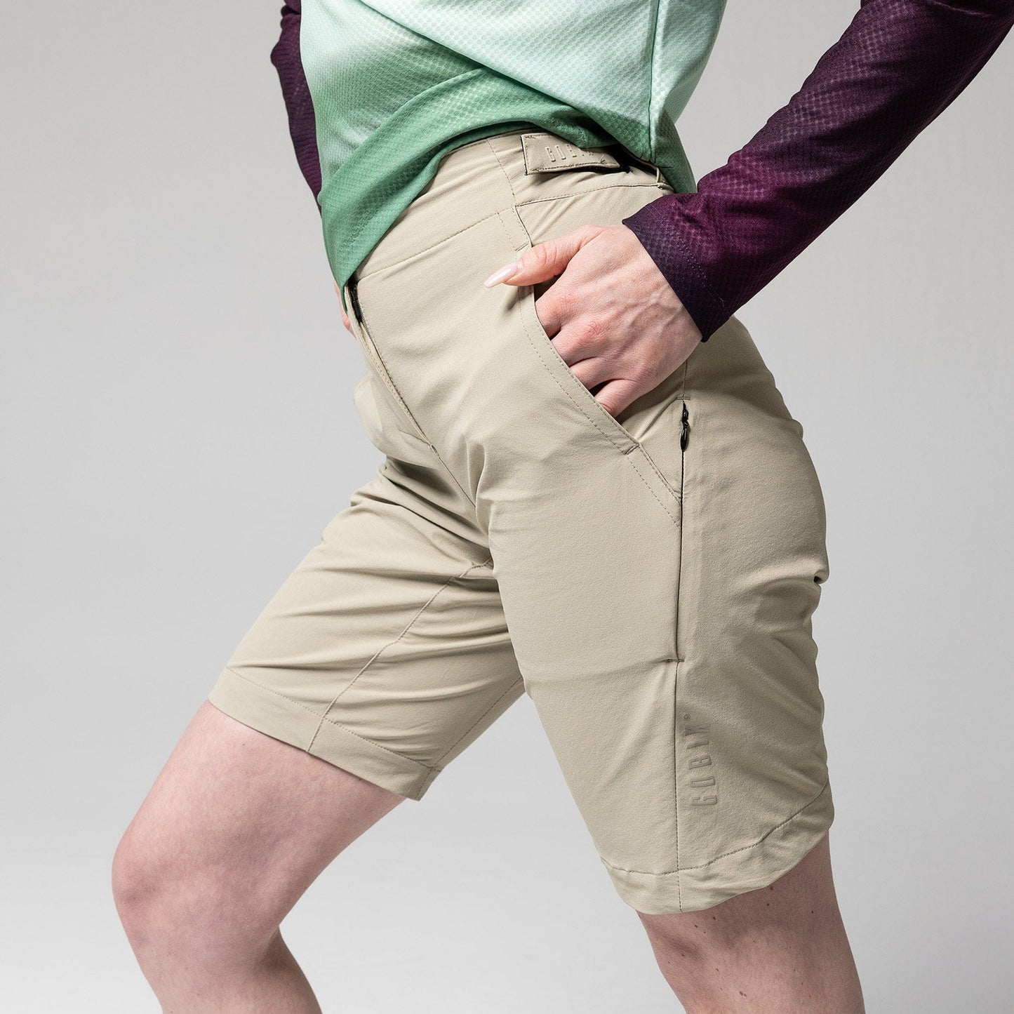 SHORTS COMMUTER MUJER ABBEY