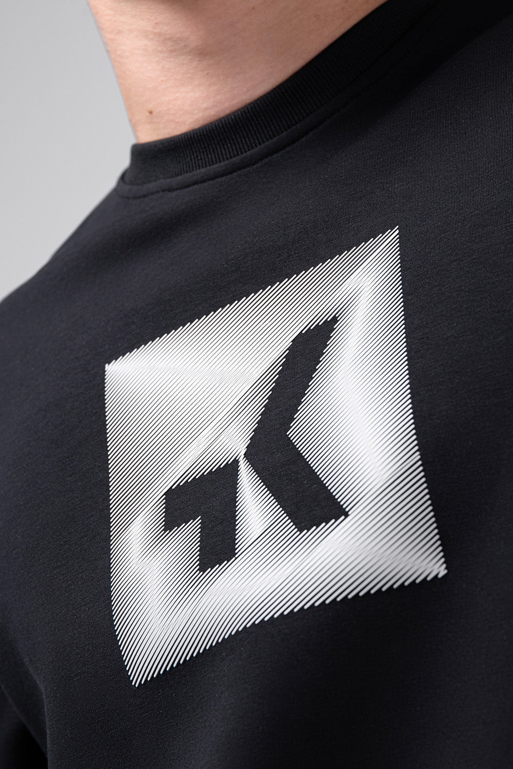 SUDADERA HOVER UNISEX BLACK