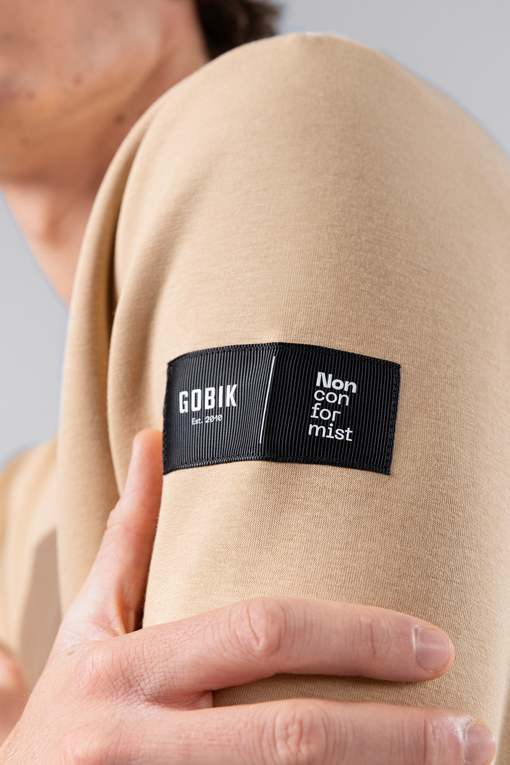 SUDADERA HOVER UNISEX CARTOUCHE